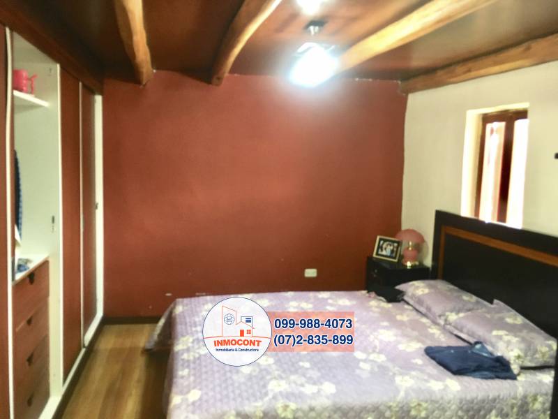 C1025 De venta hermosa casa remodelada con área verde